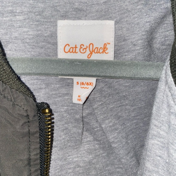 🎉HP 🎉 Cat & Jack Girls Green Jacket Size 6/6X - Picture 2 of 7